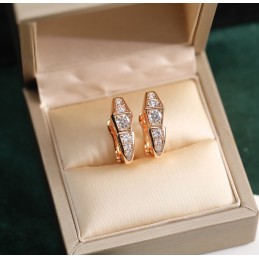 Serpenti Pave Wrap Stud...