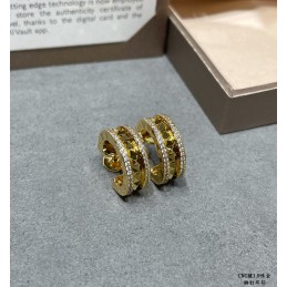 Engraved Double Band Pave...