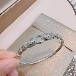 Serpenti Openwork Pave...