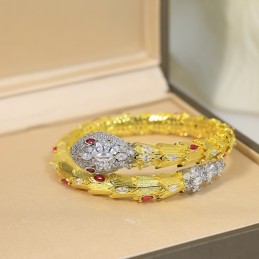 Serpenti Textured Bangle...