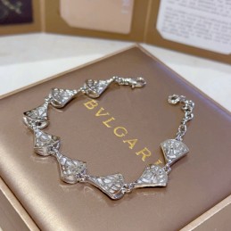 Pave Fan Motif Bracelet Silver