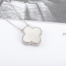 Vintage Alhambra White Gold...