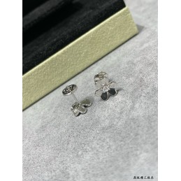 Frivole Mini White Gold...