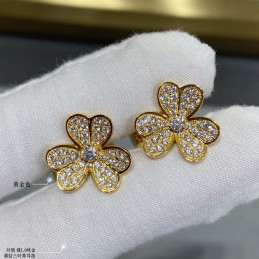 Frivole Yellow Gold Diamond...