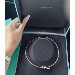 Knot Rose Gold Diamond...