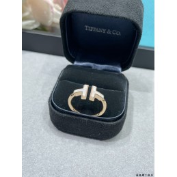 T Wire Rose Gold...