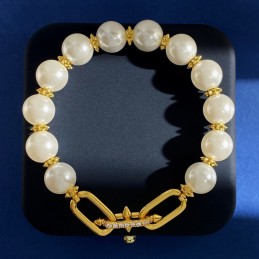 18k Yellow Gold Titan Pearl...