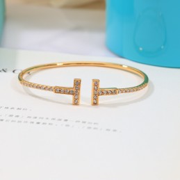 18k Yellow Gold Diamond T...