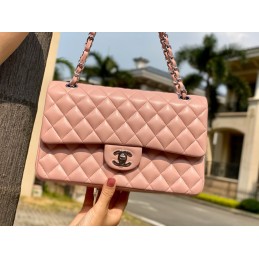 Classic Flap 25 Lambskin...