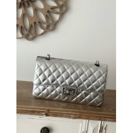 Classic Flap 25 Metallic...