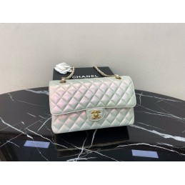 Classic Flap 25 Iridescent...