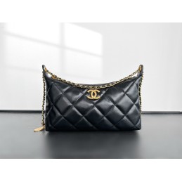Curved Hobo Shoulder Bag Black
