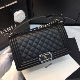 Boy Bag 25 Caviar Black...