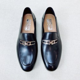 Vitello Leather Gancini...