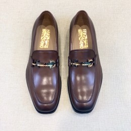 Vitello Leather Gancini...