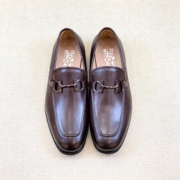 Vitello Leather Gancini...