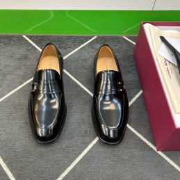Patent Leather Gancini...