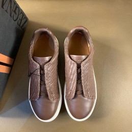 Triple Stitch Low-Top...