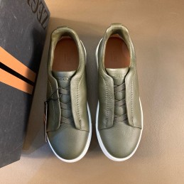 Triple Stitch Low-Top...