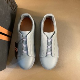 Triple Stitch Low-Top...