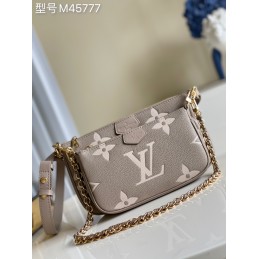 Multi Pochette Accessories...