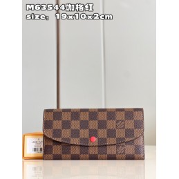 Emilie Wallet Purse Brown...