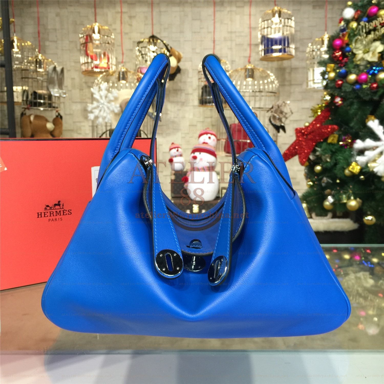 Bright Blue Lindy 30 Bag