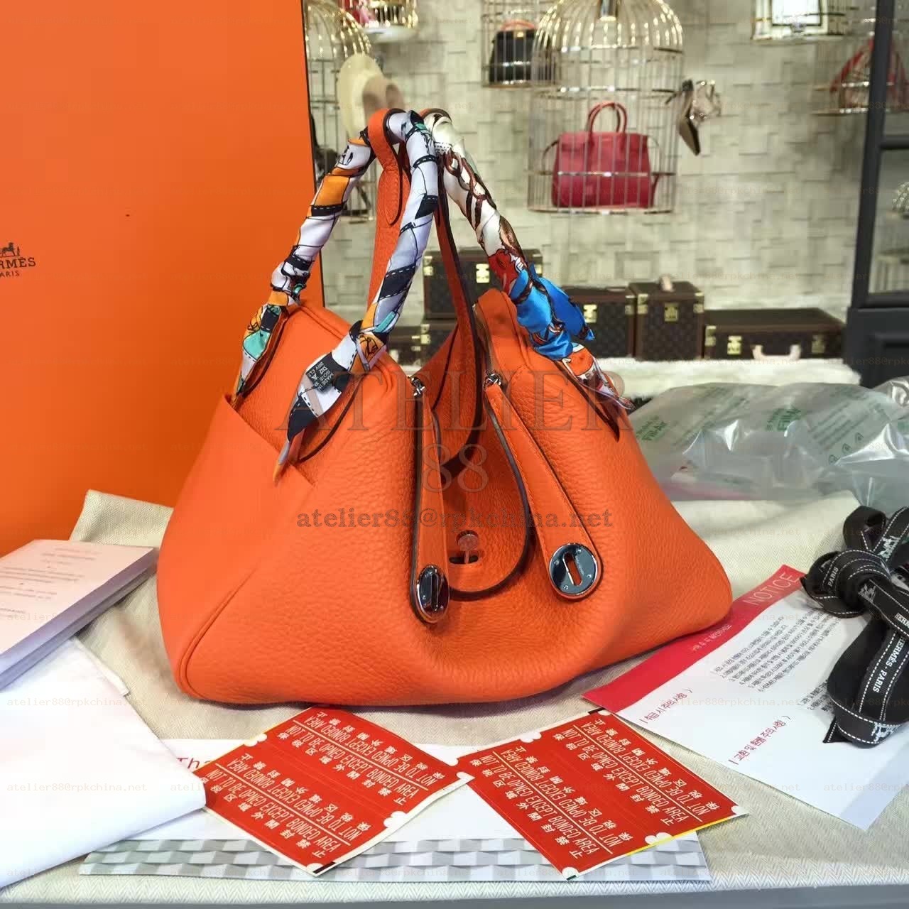 Orange Lindy 26 Bag Twilly Handle