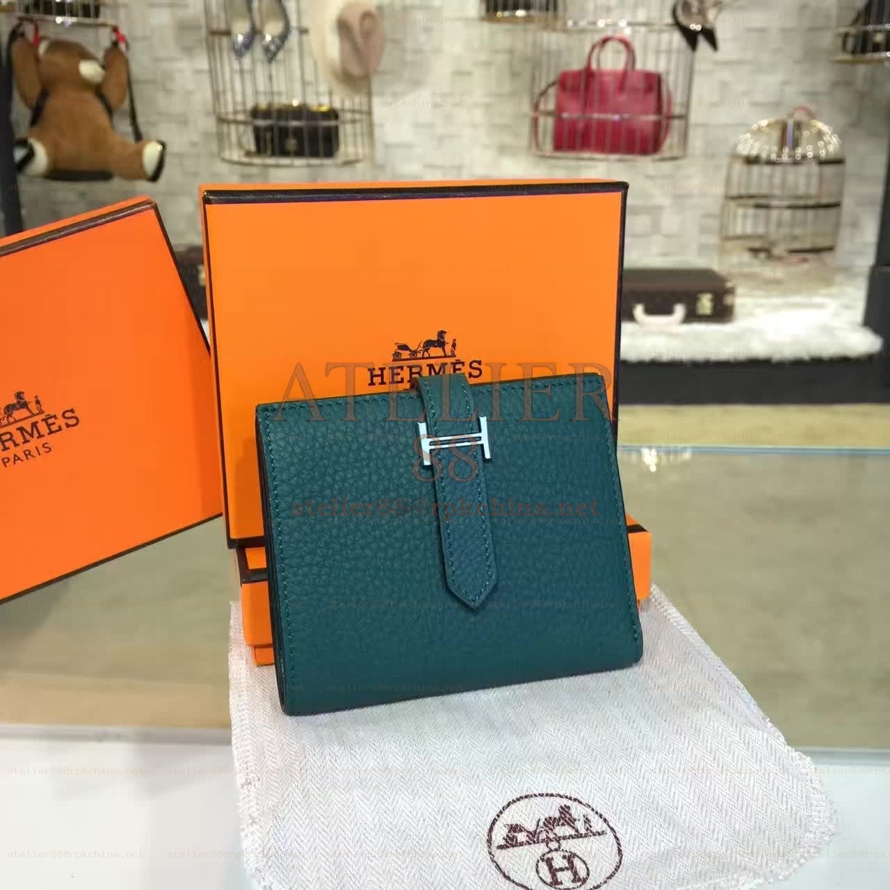 Green Bearn Compact Wallet
