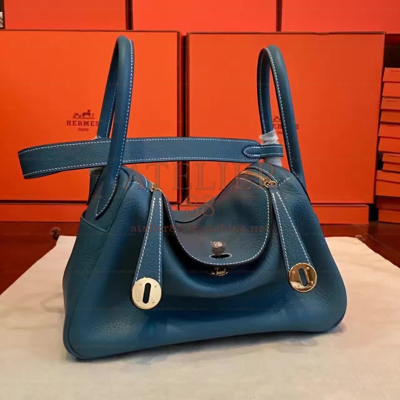 Blue Lindy 26 Gold Hardware Bag
