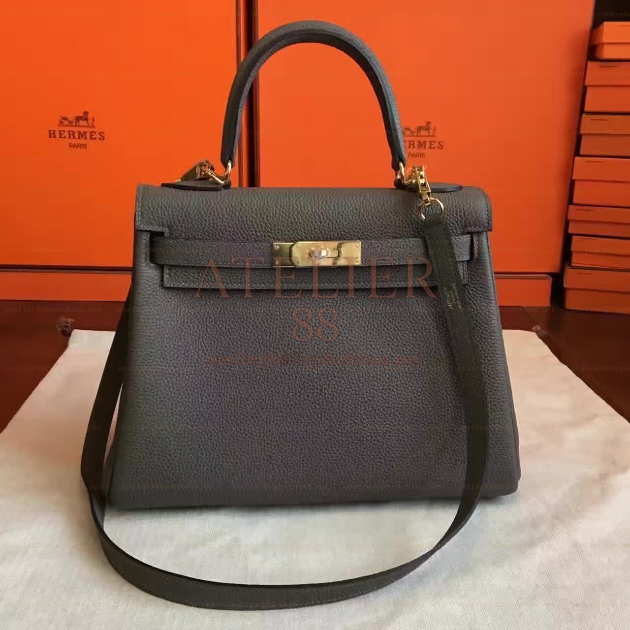 Gray Kelly 28 Gold Hardware Bag