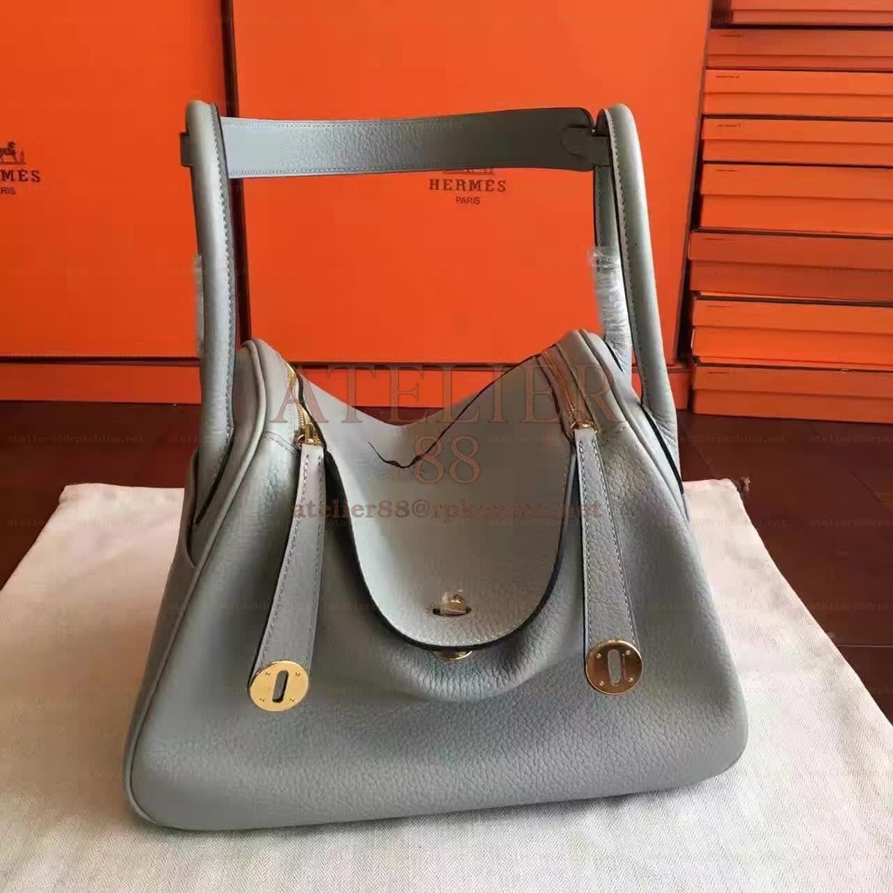 Gray Lindy 30 Bag
