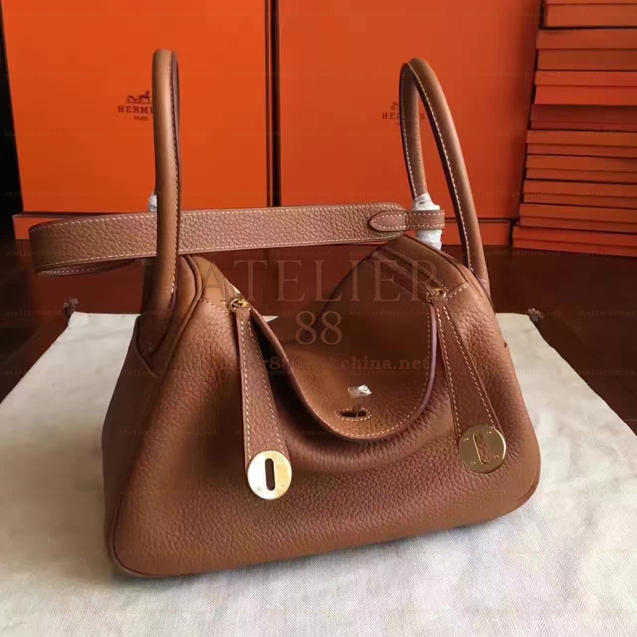 Brown Lindy 26 Bag