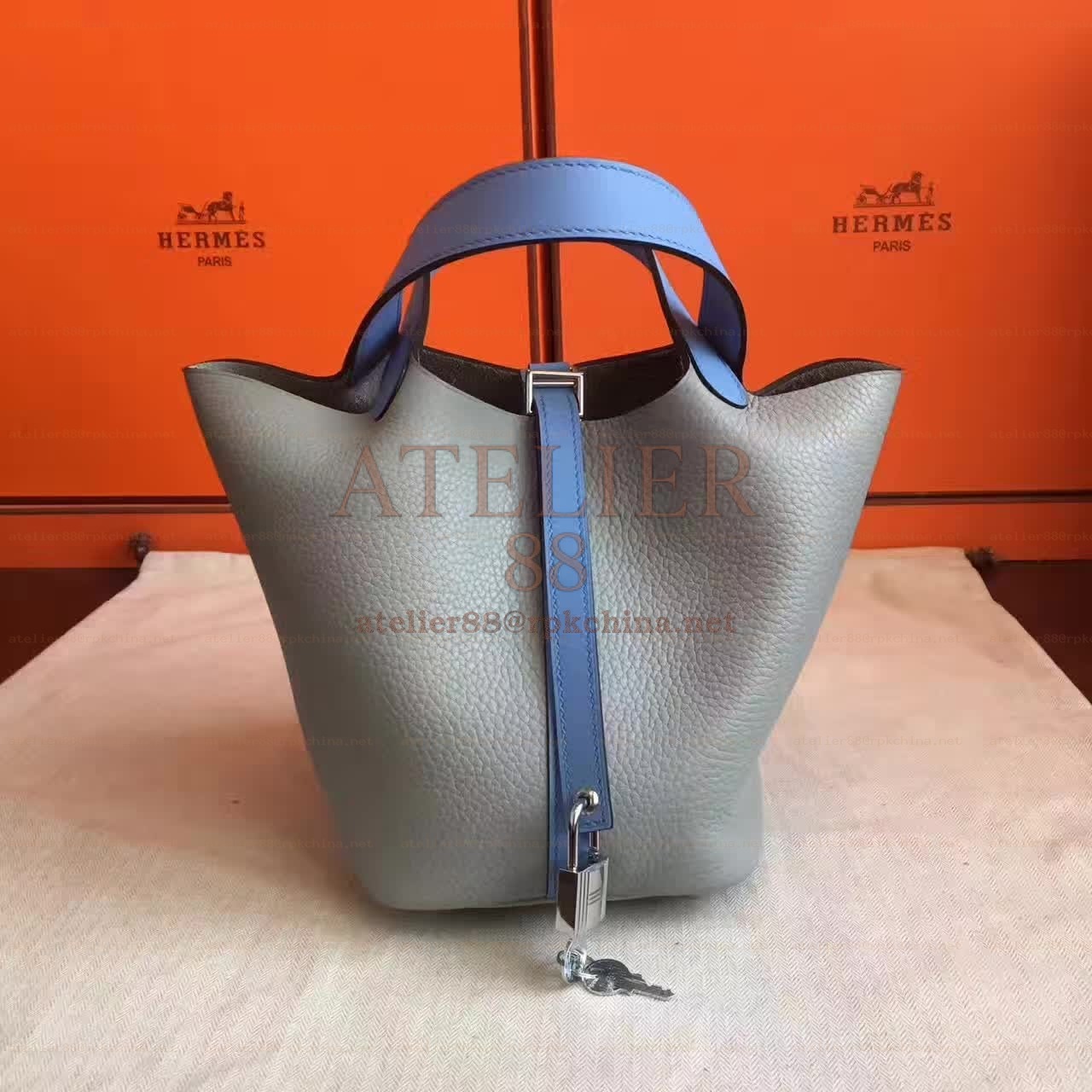 Tan Picotin Lock 13 Smooth Leather Bag