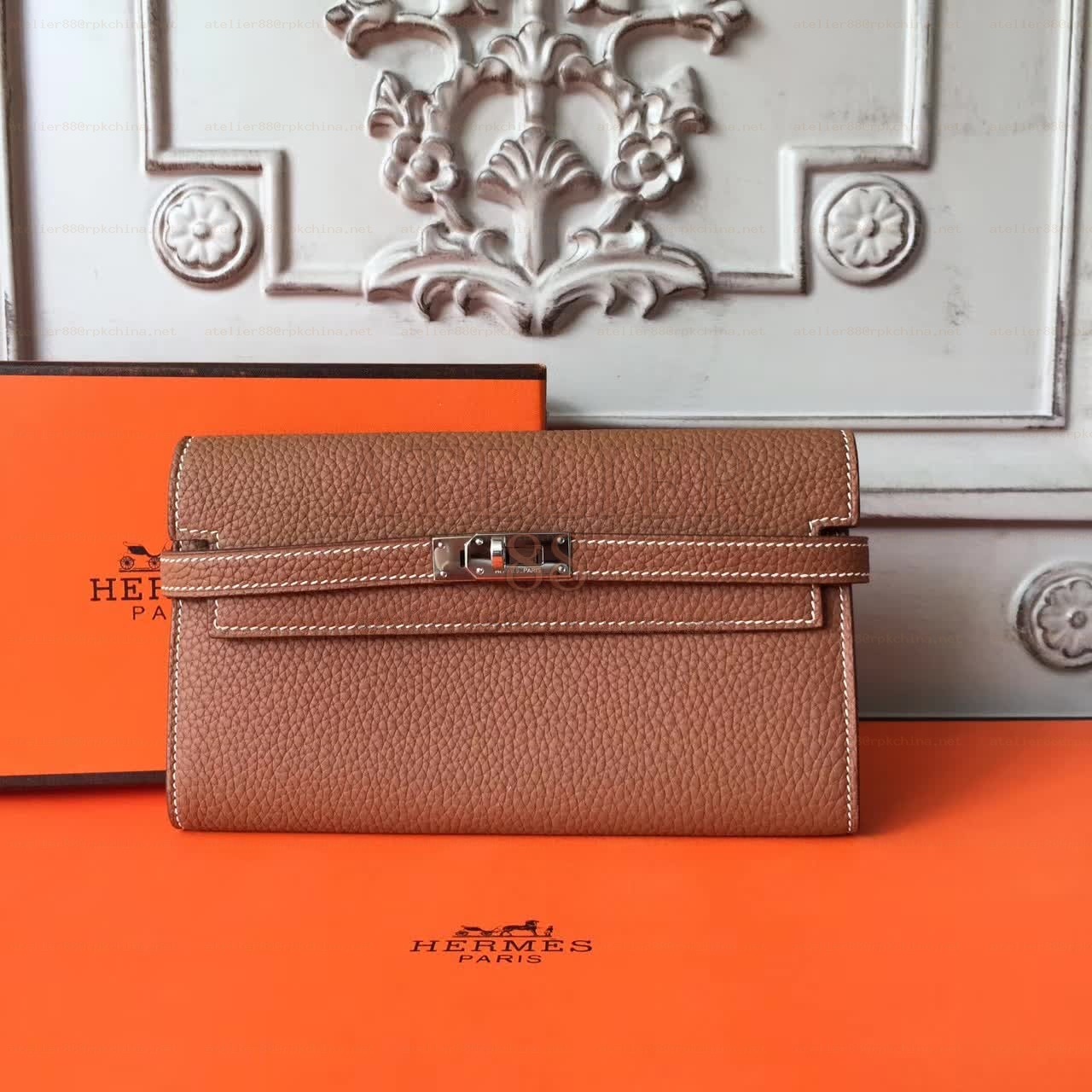 Brown Pebbled Kelly Wallet Silver Hardware